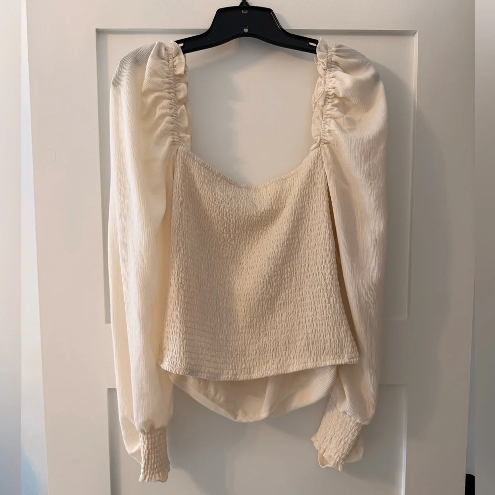 ASTR the Label Ruched Long Sleeve Blouse – Cream/Ivory, Size XL - Picture 2 of 10